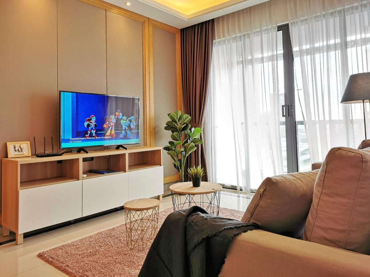 Yussy 2 Bedrooms Condo At R&F Princess Cove Johor Bahru Ngoại thất bức ảnh