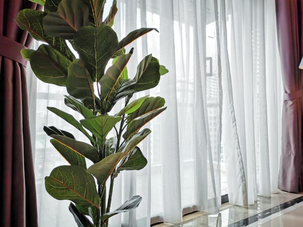 Yussy 2 Bedrooms Condo At R&F Princess Cove Johor Bahru Ngoại thất bức ảnh