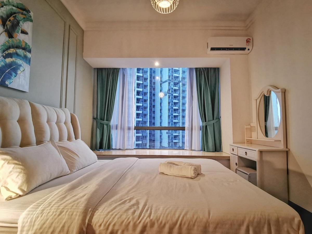 Yussy 2 Bedrooms Condo At R&F Princess Cove Johor Bahru Ngoại thất bức ảnh